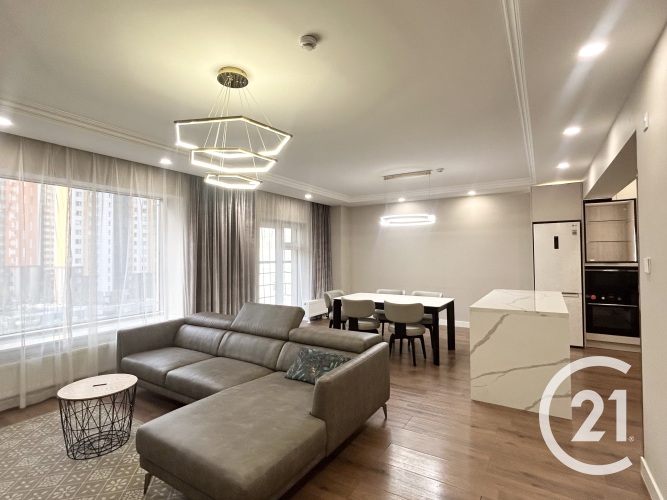 Tokyo town, бүрэн тавилгатай 87.5м.кв 3 өрөө удаан хугацаагаар түрээслүүлнэ.